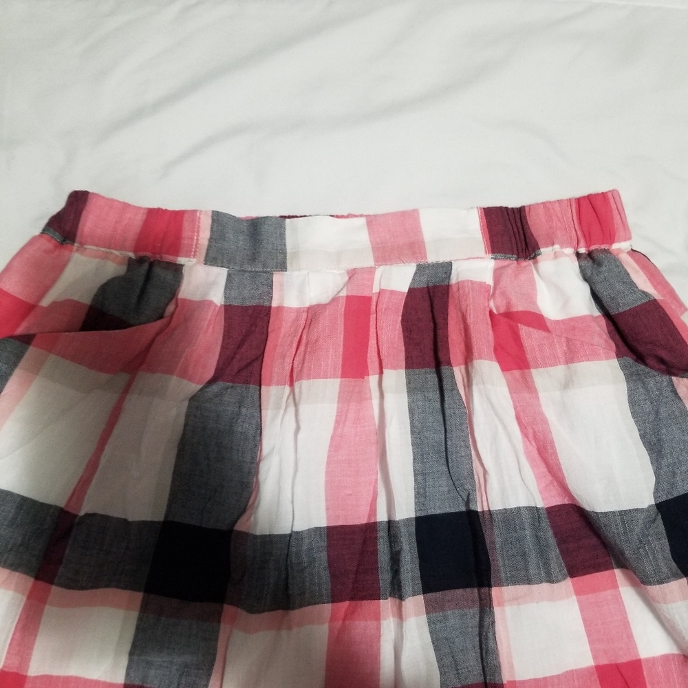 Joe Fresh Pink,Gray,Black And White Patterned Skirt Size Small - Picture 2 of 12